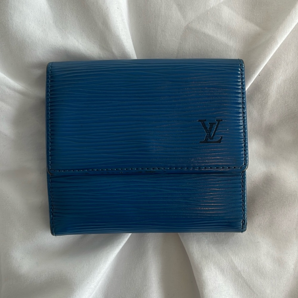 Louis Vuitton Vintage Epi Leather Wallet